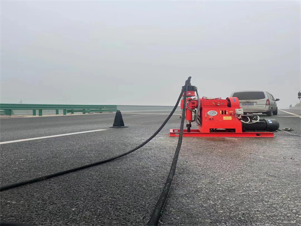 宁河马路路基路面开裂下沉注浆加固灌浆